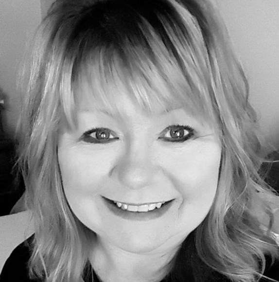 Meet your Posher, Cheryl - Picture 1 of 1